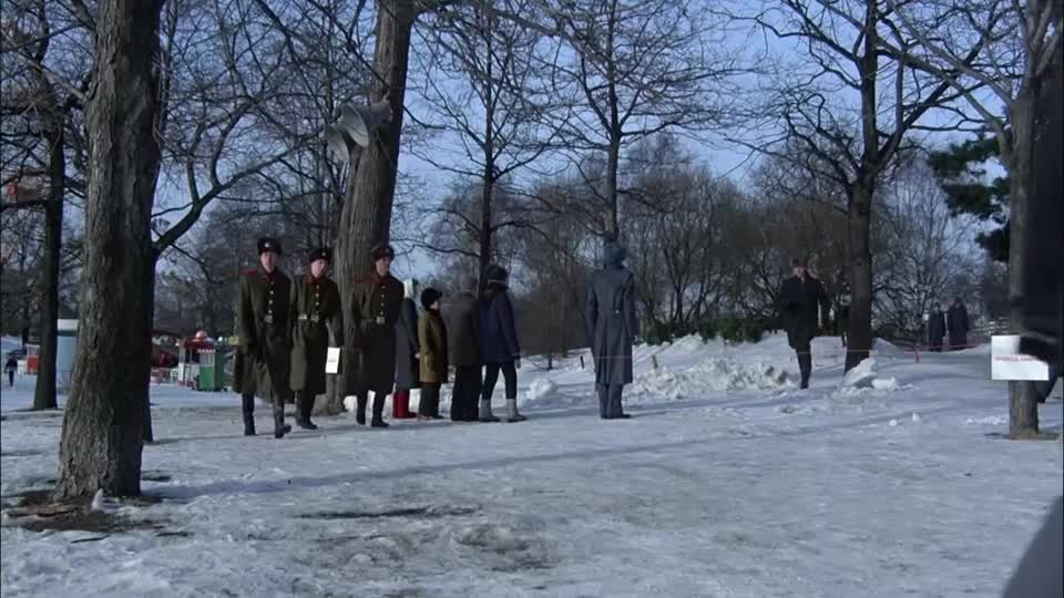 Park Gorkého (William Hurt Lee Marvin Brian Dennehy 1983 Drama Thriller Krimi Bdrip 1080p ) en+Cz dabing mp4
