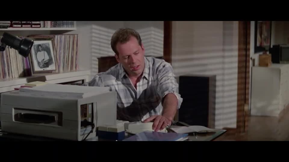 Schůzka naslepo (Bruce Willis,Kim Basinger 1987 Komedie Romantický Bdrip 1080p ) Cz dabing+titulky mp4