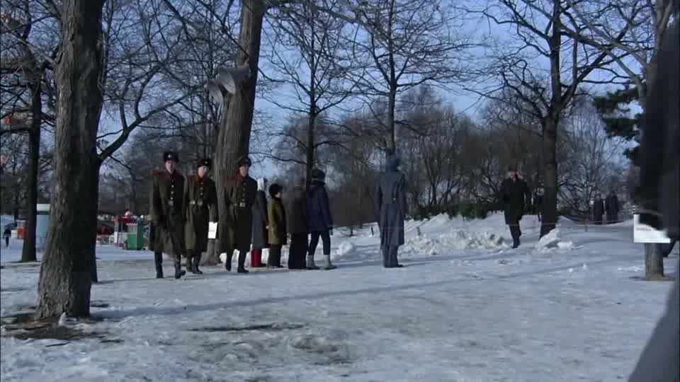 Park Gorkého (William Hurt,Lee Marvin,Brian Dennehy 1983 Drama Thriller Krimi Bdrip 1080p ) en+Cz dabing avi