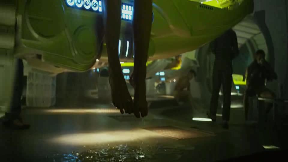 Prometheus (Noomi Rapace Michael Fassbender Charlize Theron Idris Elba 2012 Dobrodružný Mysteriózní Sci Fi Bdrip 1080p ) Cz dabing avi