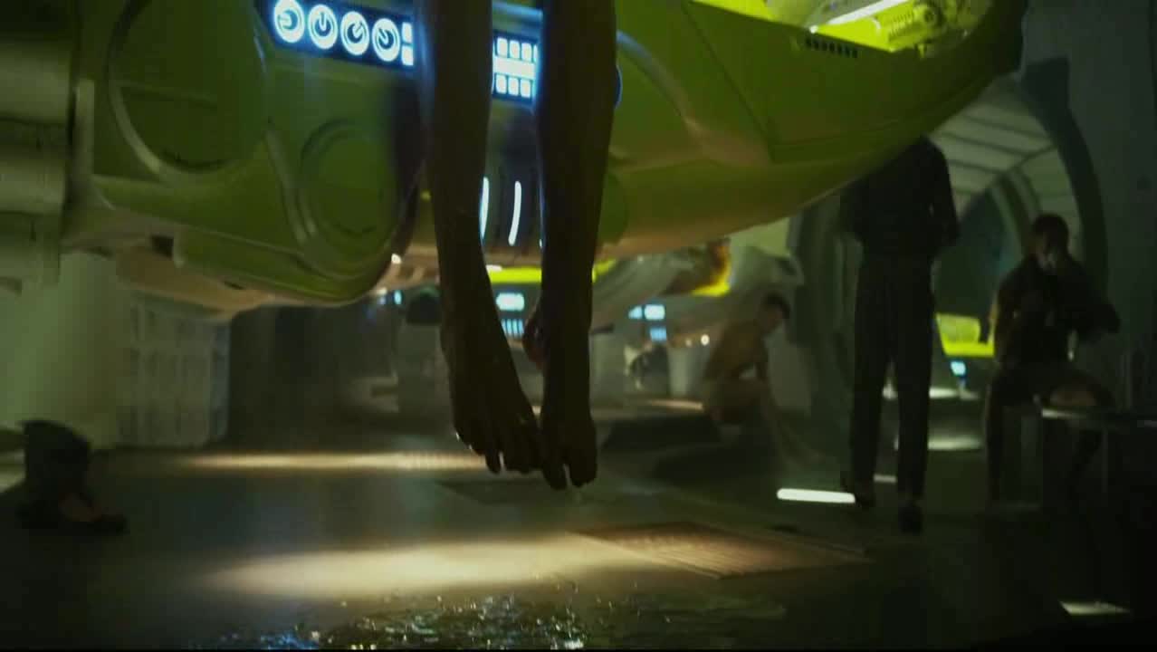 Prometheus (Noomi Rapace Michael Fassbender Charlize Theron Idris Elba 2012 Dobrodružný Mysteriózní Sci Fi) Cz dabing avi